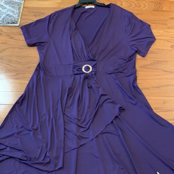 Rosegal 5XL purple formal wear perfect for wedding or formal event. Wrap look. - Picture 11 of 13